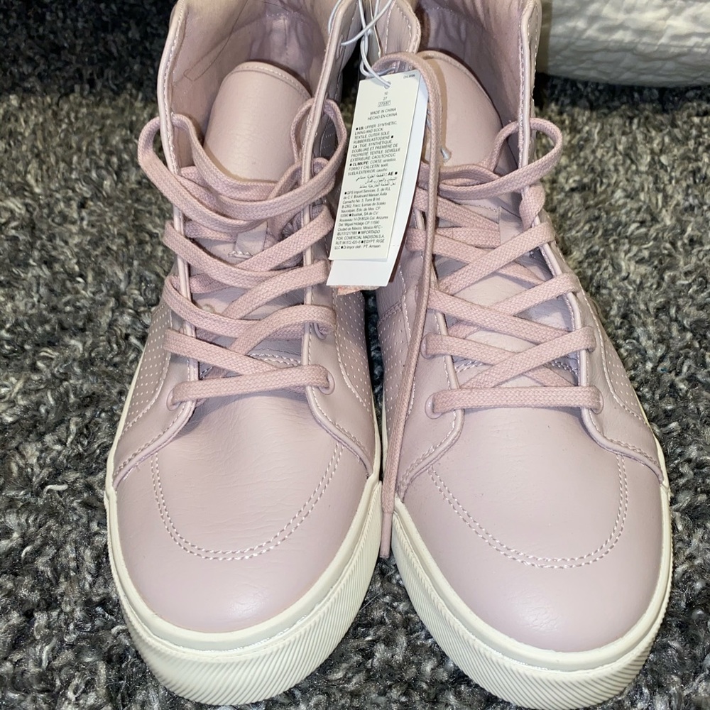 Brand New Hightop Pink Sneakers